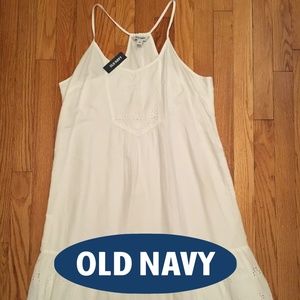 Old Navy White Eyelet Sundress size Large NWT!
